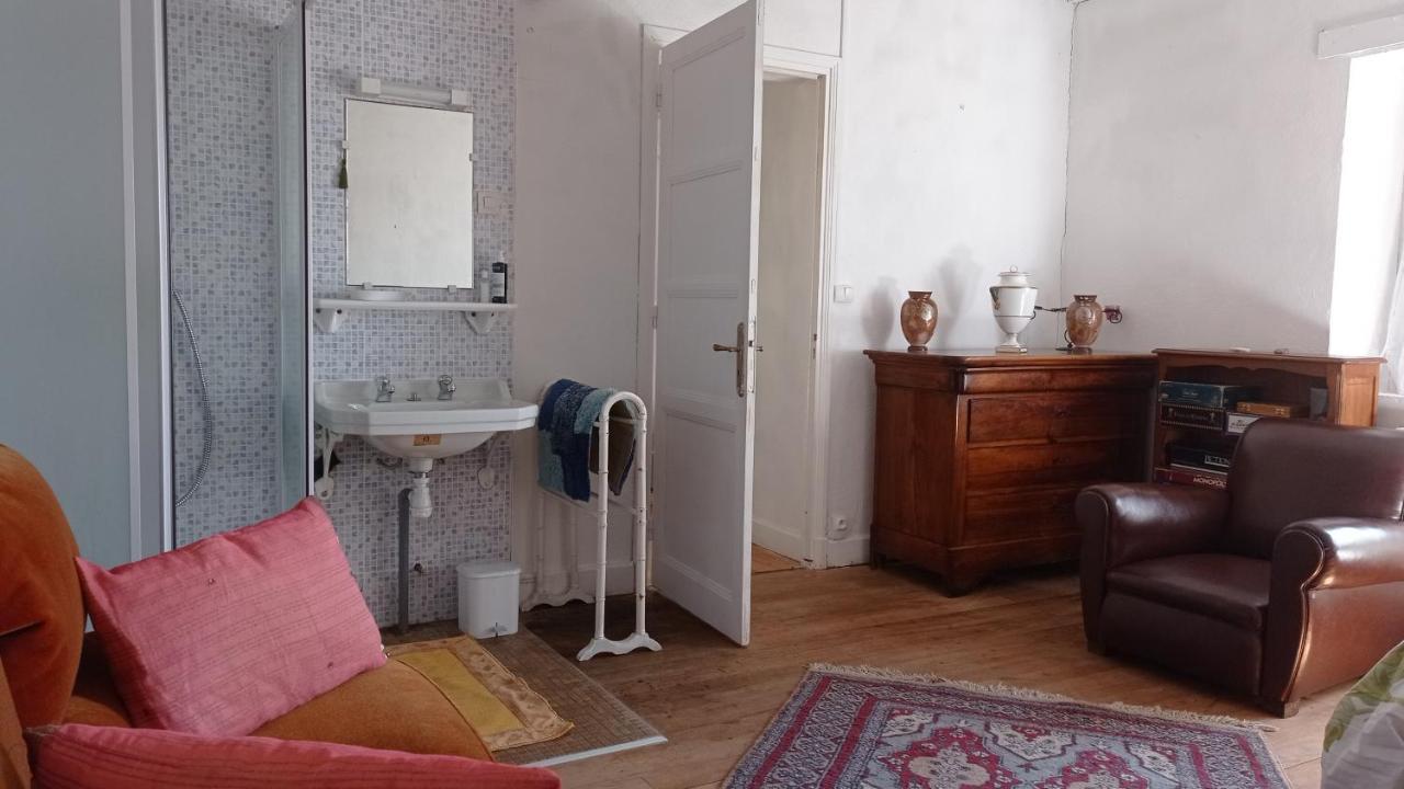 Bed and Breakfast Le Genevray La Mure  Exterior foto